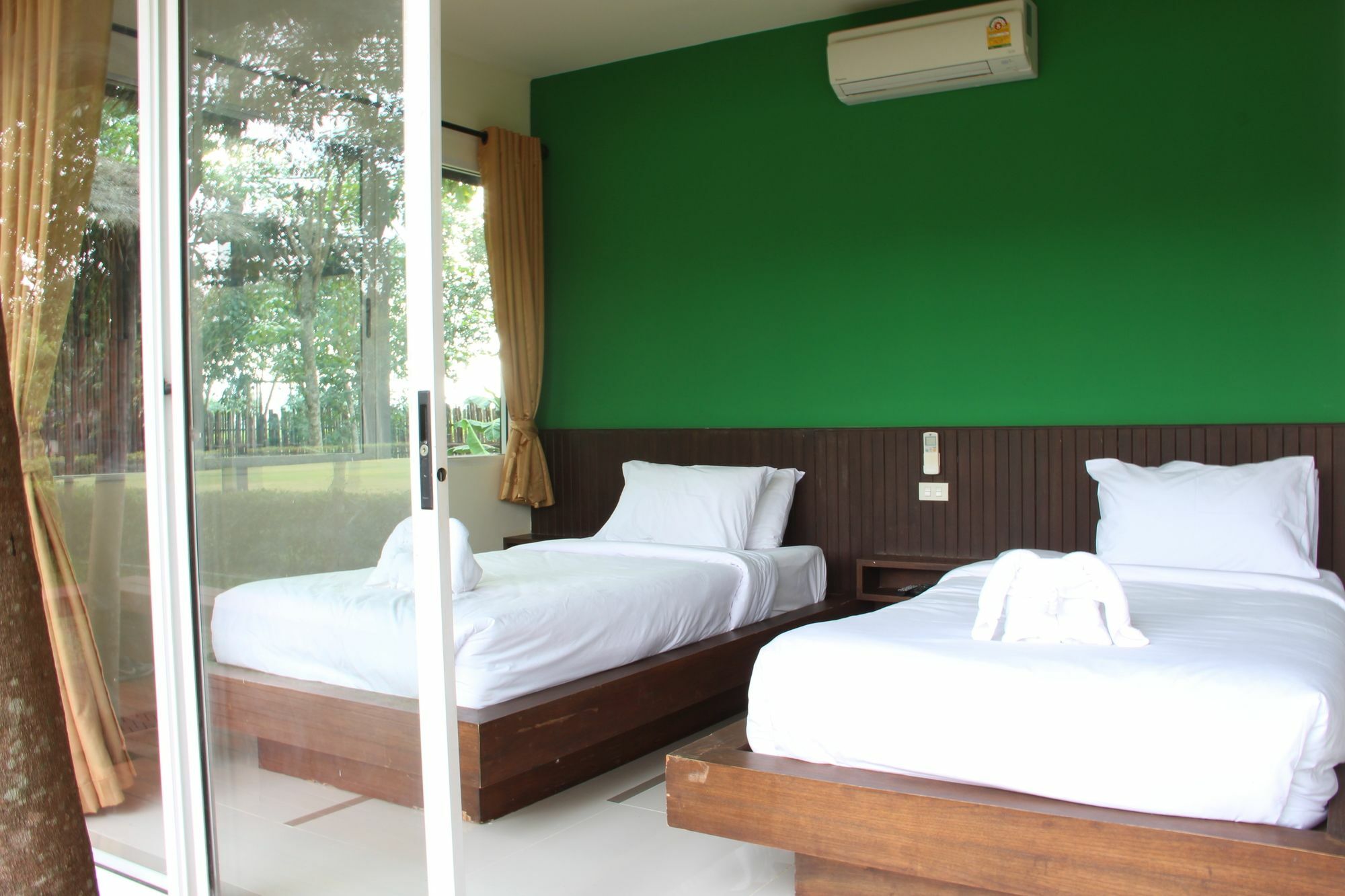 Singha Rubber Tree Hotel Sai Yok Luaran gambar