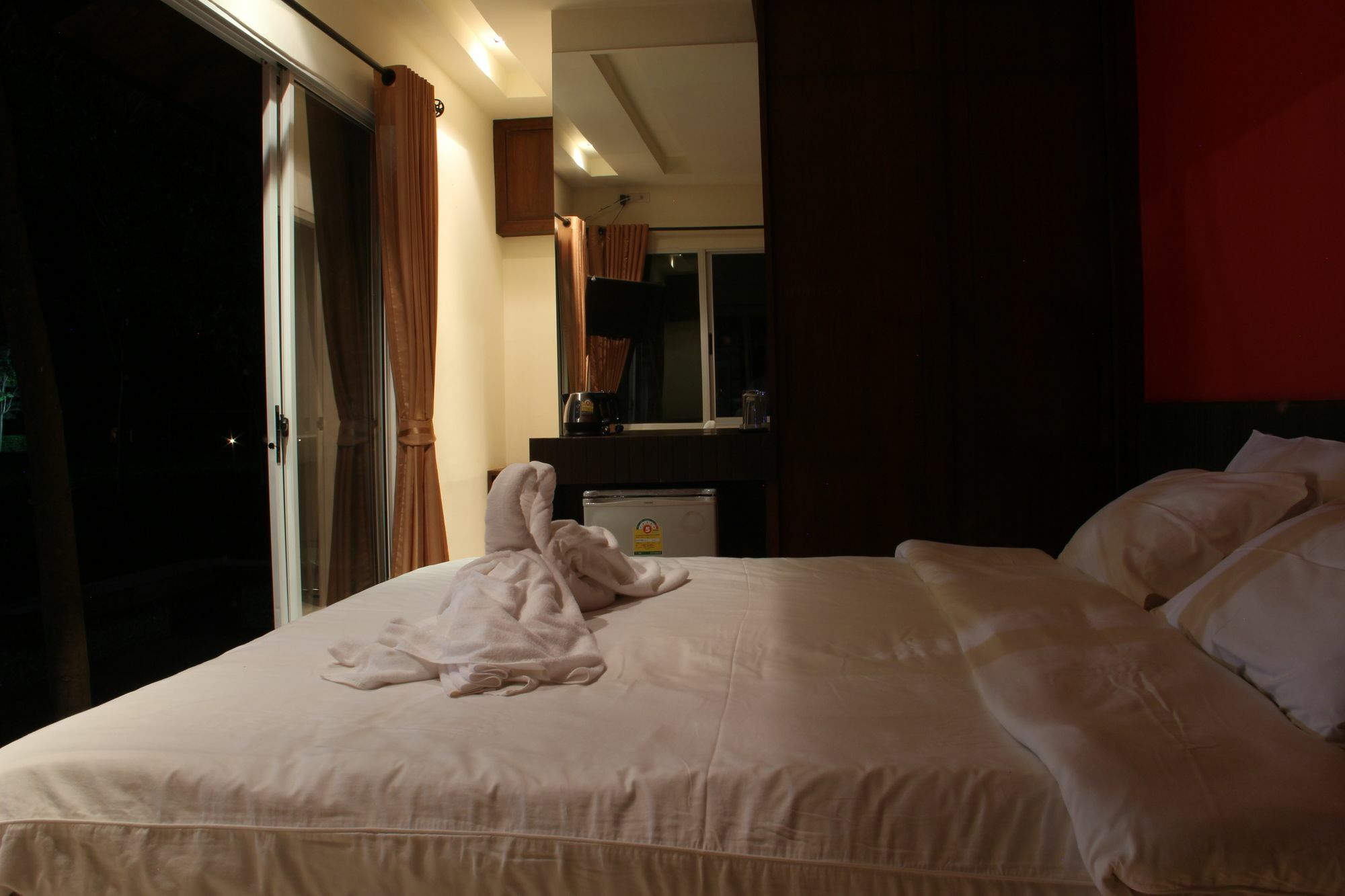 Singha Rubber Tree Hotel Sai Yok Luaran gambar