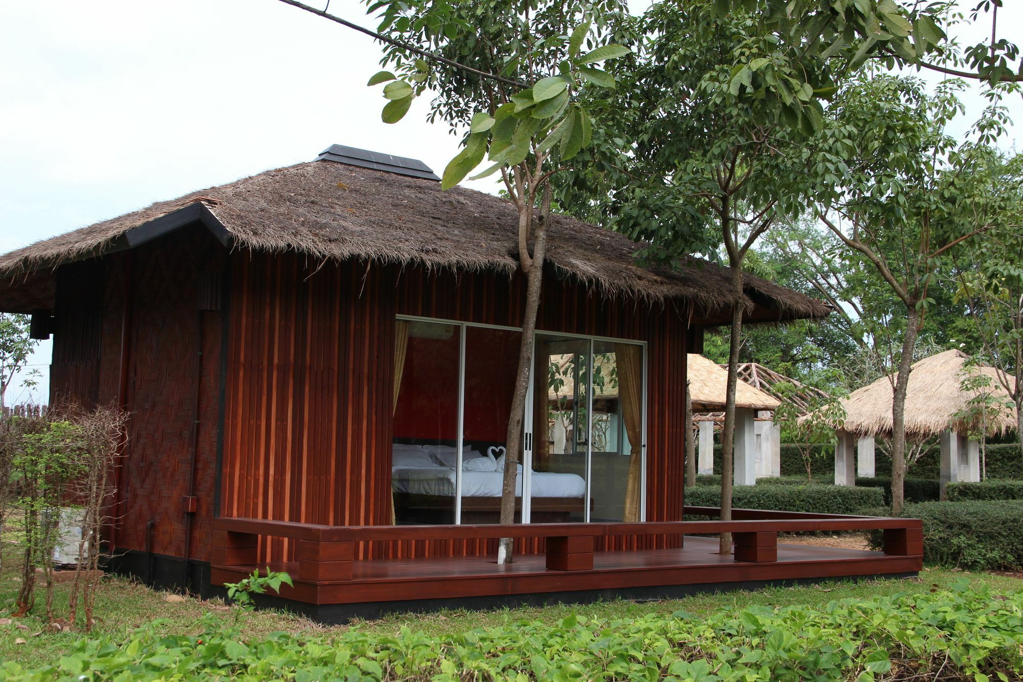 Singha Rubber Tree Hotel Sai Yok Luaran gambar