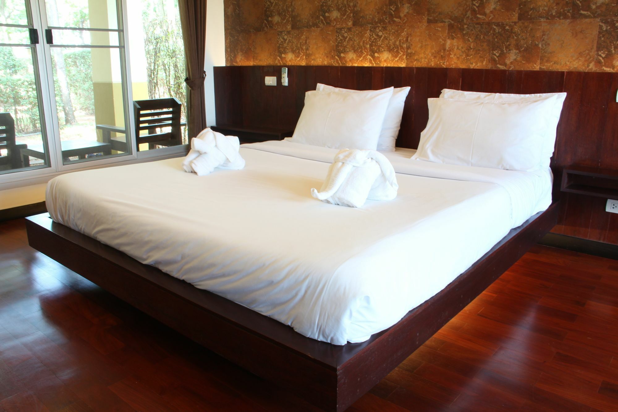 Singha Rubber Tree Hotel Sai Yok Luaran gambar