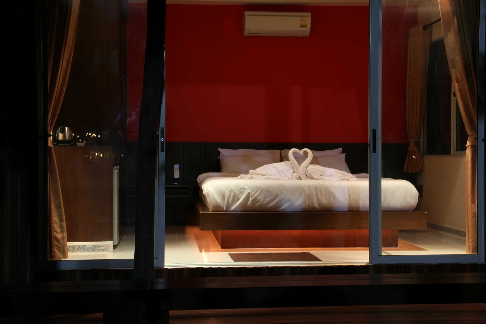 Singha Rubber Tree Hotel Sai Yok Luaran gambar
